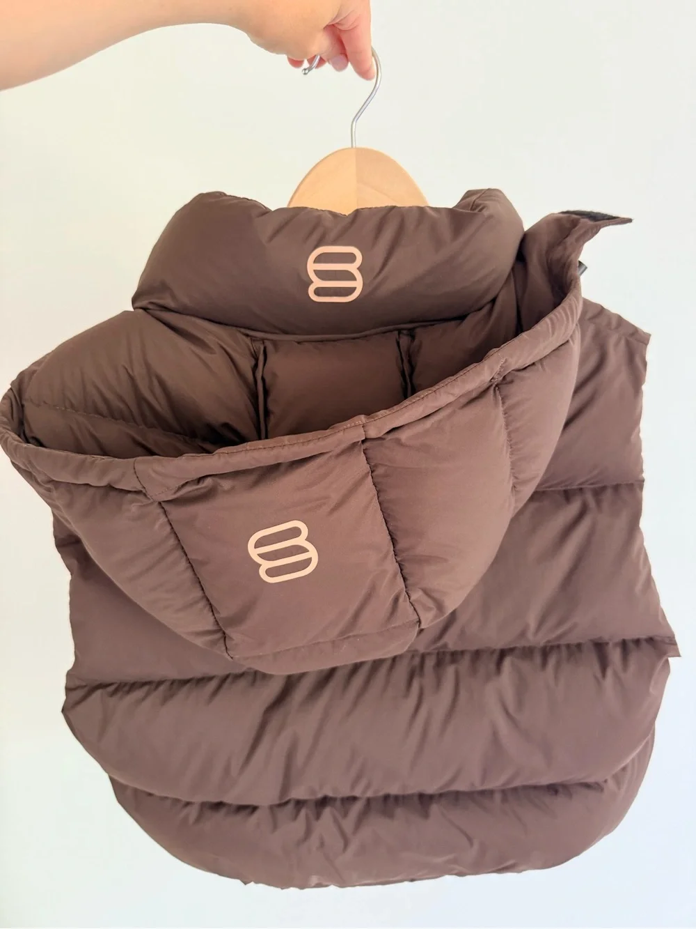 Aritzia superpuff vest shorty brown